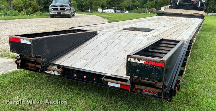 image for item DS2146 2020 Redi Haul  equipment trailer