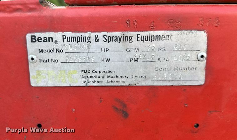 image for item DS2227 2002 Chevrolet Silverado 3500  flatbed pickup truck