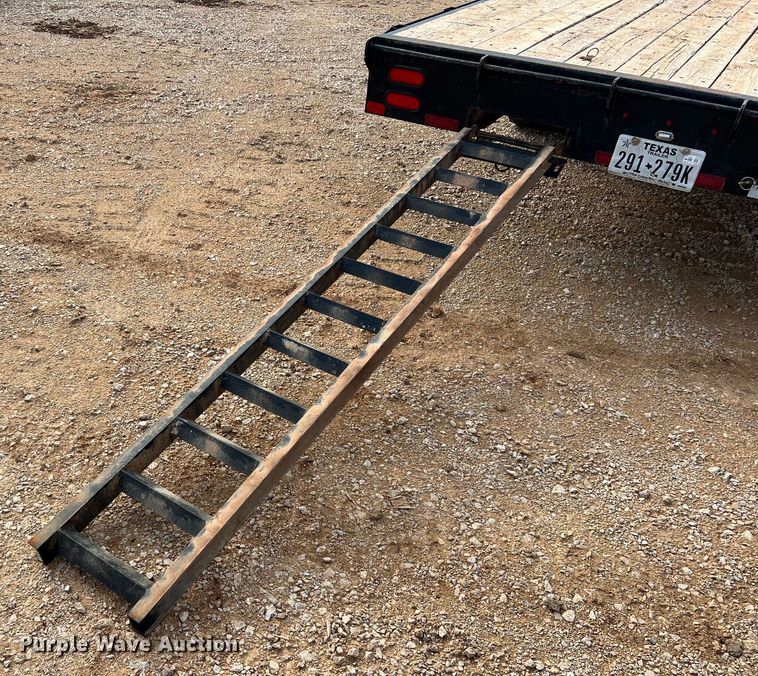image for item DS2379 2018 Big Tex  equipment trailer