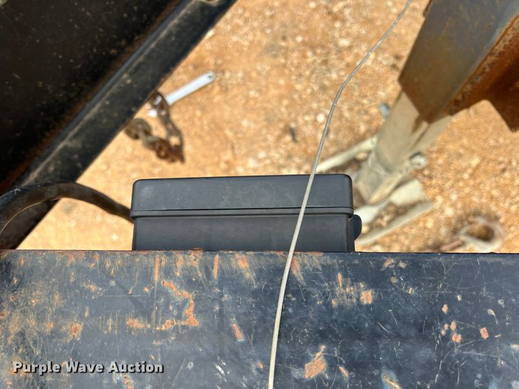 image for item DS2381 2018 Big Tex 140A-20BK-8SIR  equipment trailer