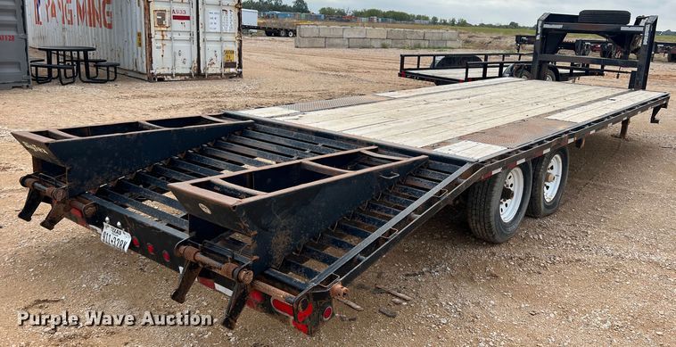 image for item DS2388 2017 Big Tex 14GN-20BK+5  equipment trailer