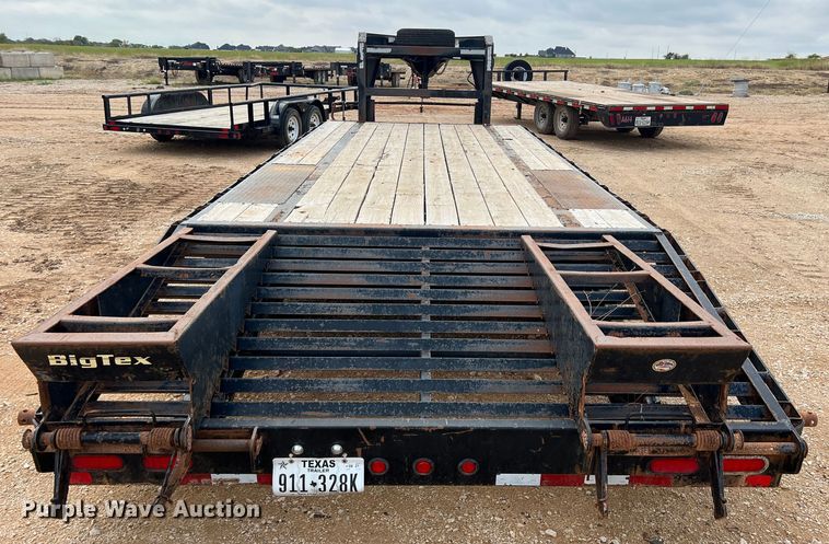 image for item DS2388 2017 Big Tex 14GN-20BK+5  equipment trailer