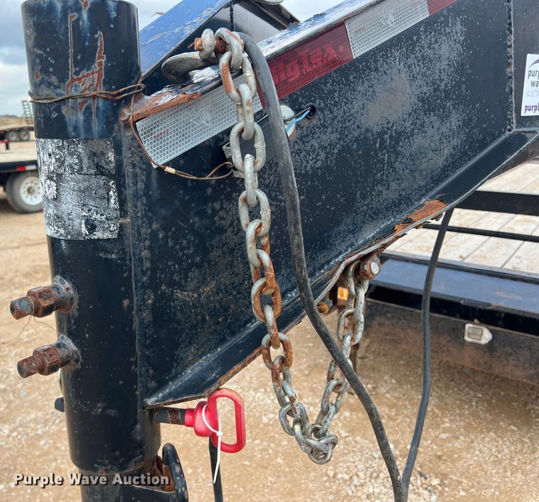 image for item DS2388 2017 Big Tex 14GN-20BK+5  equipment trailer