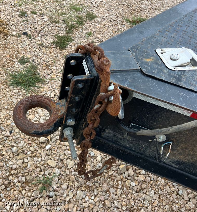 image for item DS2416 2019 Sure-Trac ST10220LPD02A-B-150  equipment trailer