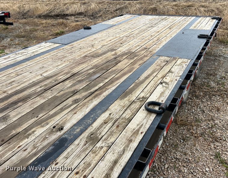 image for item DS2416 2019 Sure-Trac ST10220LPD02A-B-150  equipment trailer