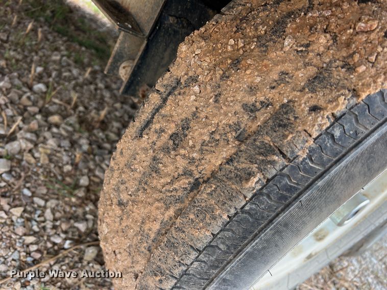 image for item DS2416 2019 Sure-Trac ST10220LPD02A-B-150  equipment trailer