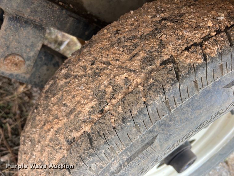 image for item DS2416 2019 Sure-Trac ST10220LPD02A-B-150  equipment trailer