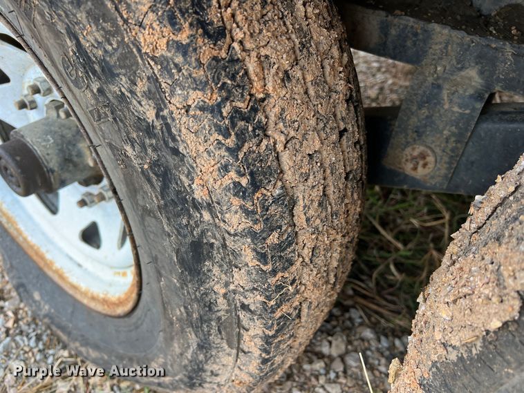 image for item DS2416 2019 Sure-Trac ST10220LPD02A-B-150  equipment trailer