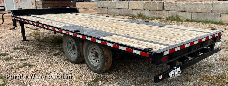 image for item DS2418 2020 Sure-Trac  equipment trailer