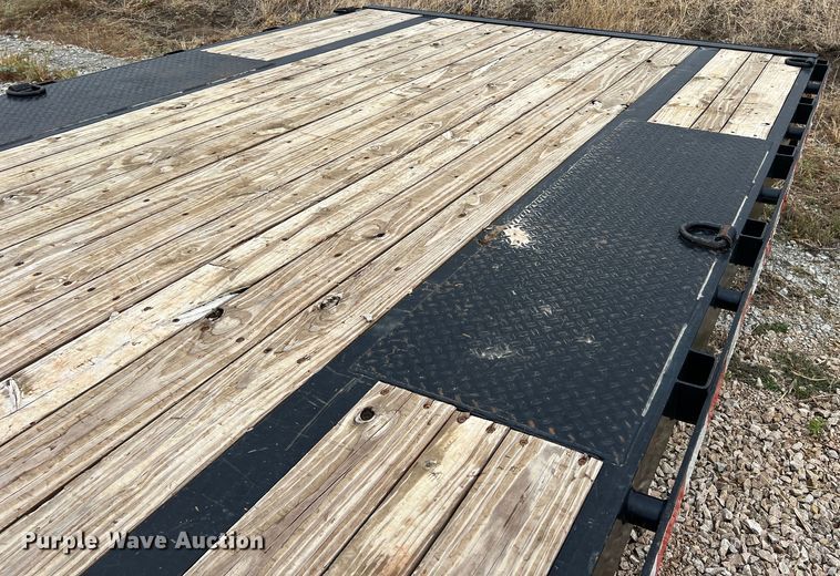 image for item DS2418 2020 Sure-Trac  equipment trailer