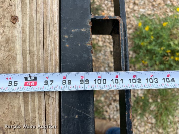 image for item DS2418 2020 Sure-Trac  equipment trailer