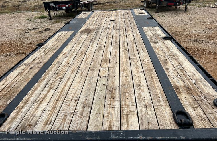 image for item DS2419 2019 Sure-Trac ST10220LPDO2A-B-150  equipment trailer