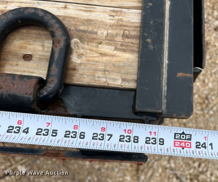 image for item DS2419 2019 Sure-Trac ST10220LPDO2A-B-150  equipment trailer