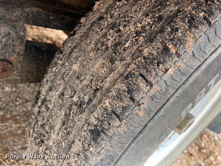 image for item DS2419 2019 Sure-Trac ST10220LPDO2A-B-150  equipment trailer