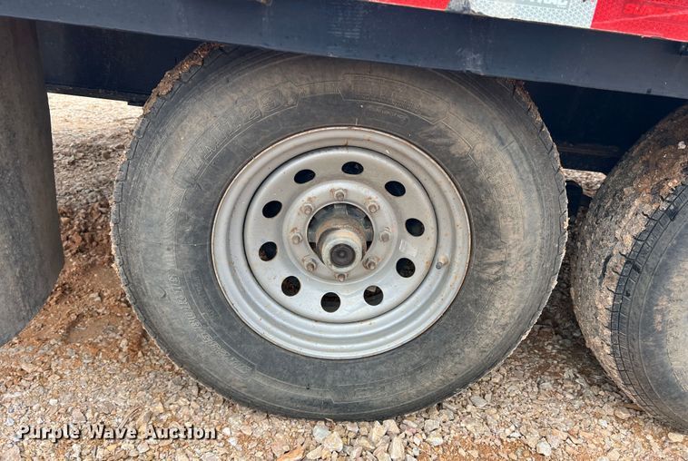 image for item DS2419 2019 Sure-Trac ST10220LPDO2A-B-150  equipment trailer