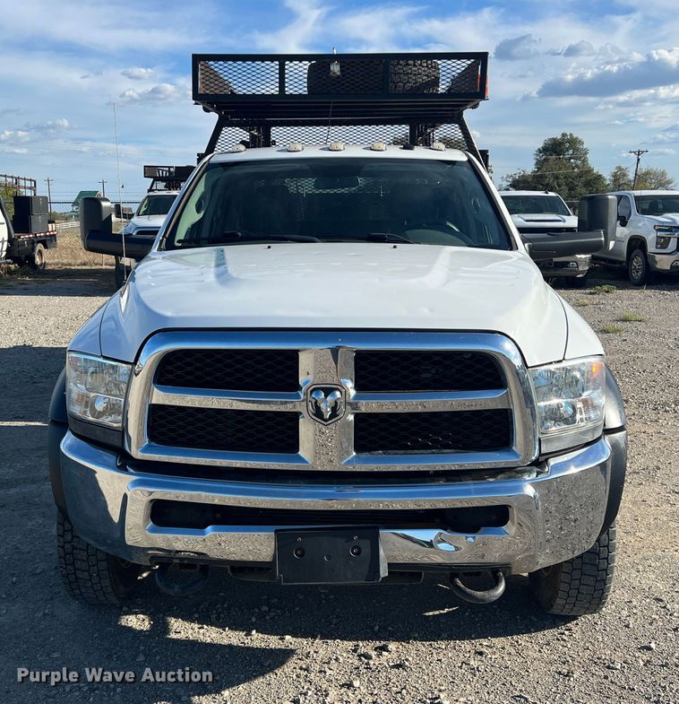 image for item DS2456 2018 Dodge Ram 5500  Crew Cab flatbed truck