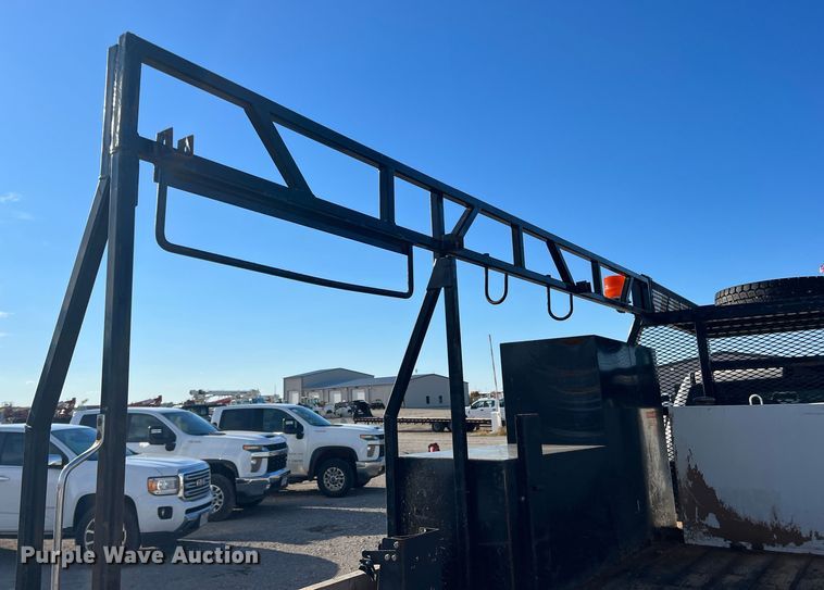 image for item DS2456 2018 Dodge Ram 5500  Crew Cab flatbed truck