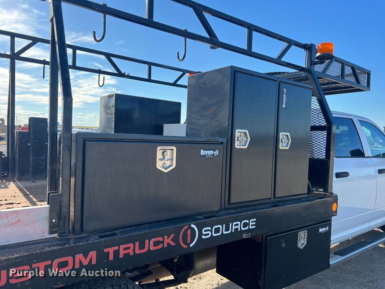 image for item DS2456 2018 Dodge Ram 5500  Crew Cab flatbed truck