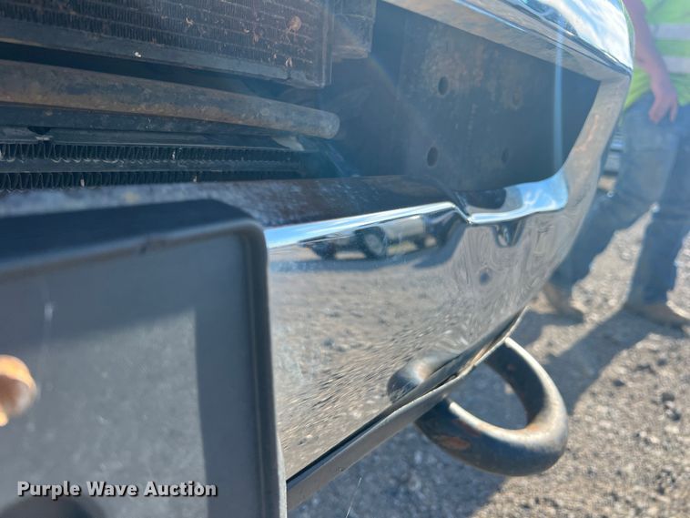 image for item DS2456 2018 Dodge Ram 5500  Crew Cab flatbed truck