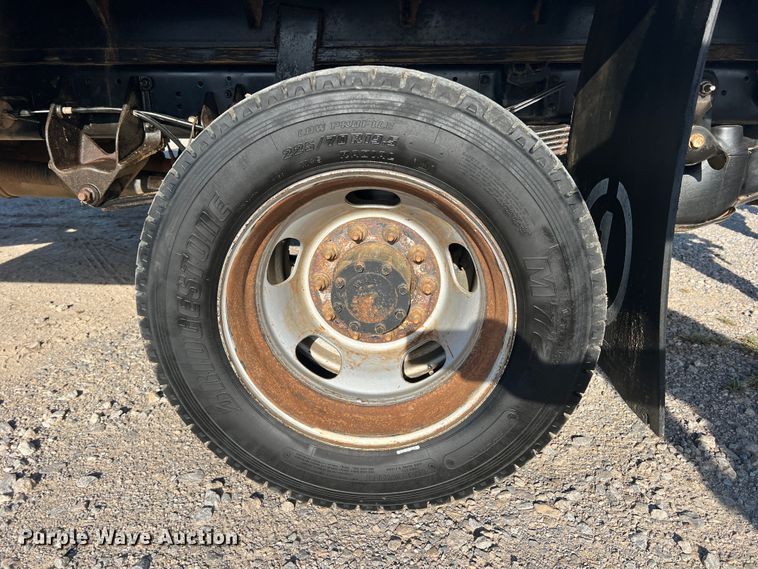 image for item DS2456 2018 Dodge Ram 5500  Crew Cab flatbed truck