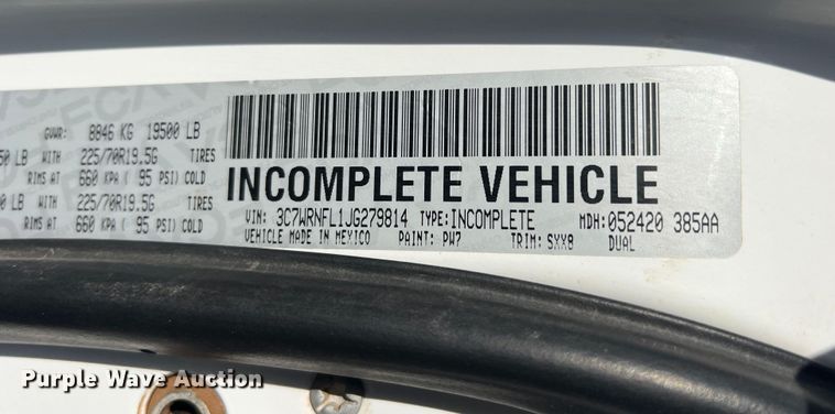 image for item DS2456 2018 Dodge Ram 5500  Crew Cab flatbed truck