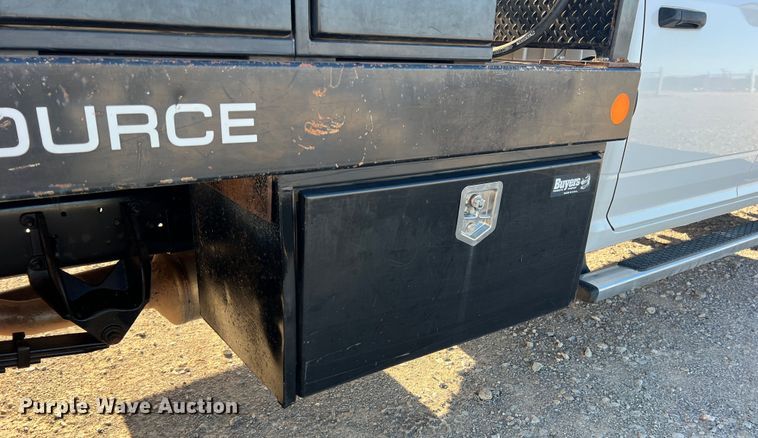 image for item DS2457 2018 Dodge Ram 5500  Crew Cab flatbed truck