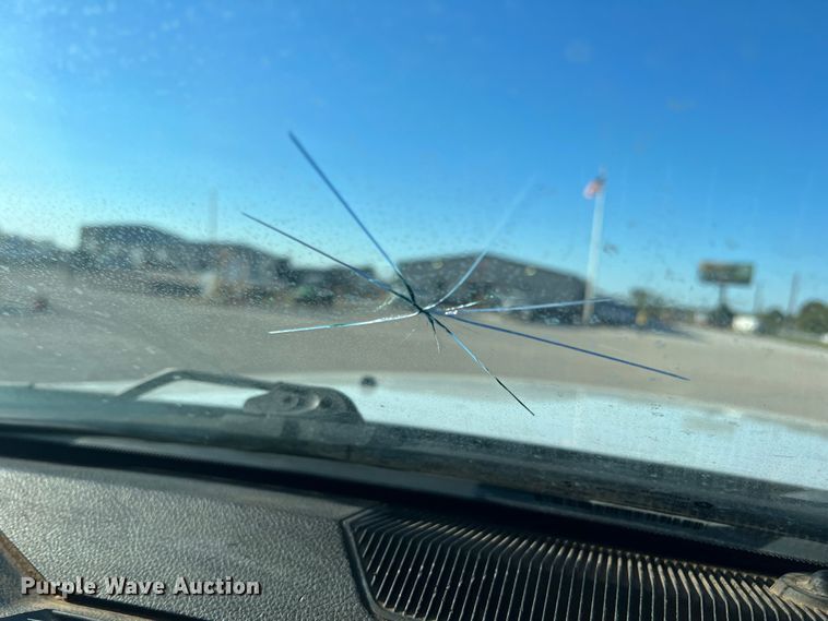 image for item DS2457 2018 Dodge Ram 5500  Crew Cab flatbed truck