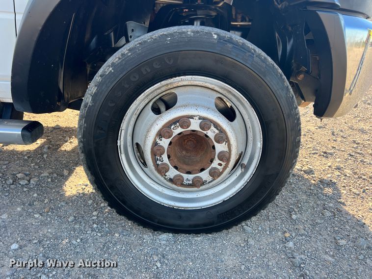 image for item DS2457 2018 Dodge Ram 5500  Crew Cab flatbed truck