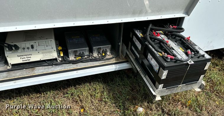 image for item DV1029 2003 Freightliner MT55  mobile command center vehicle