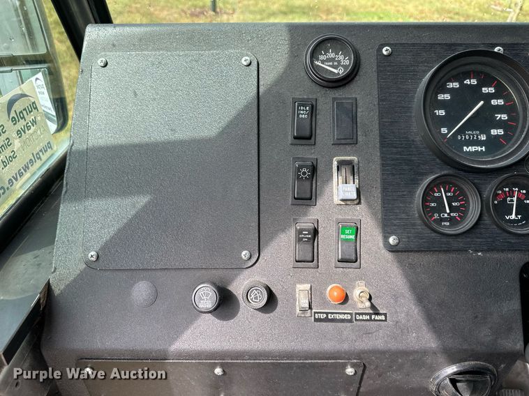 image for item DV1029 2003 Freightliner MT55  mobile command center vehicle