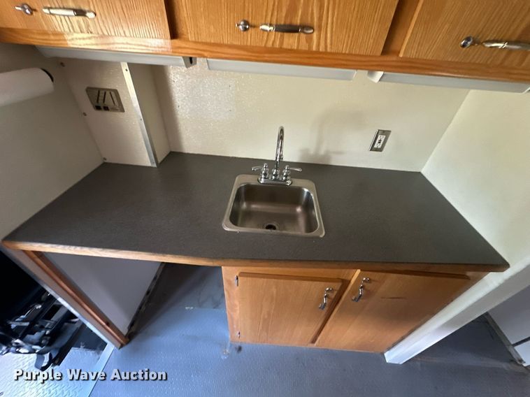 image for item DV1029 2003 Freightliner MT55  mobile command center vehicle