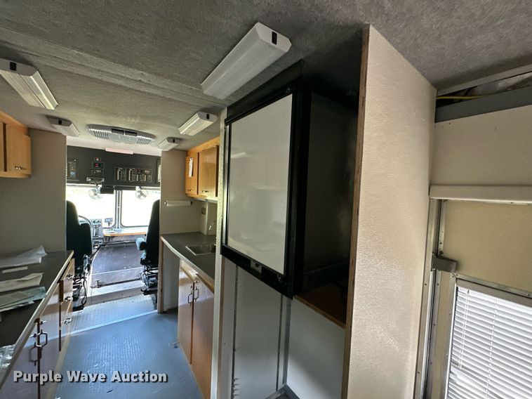 image for item DV1029 2003 Freightliner MT55  mobile command center vehicle