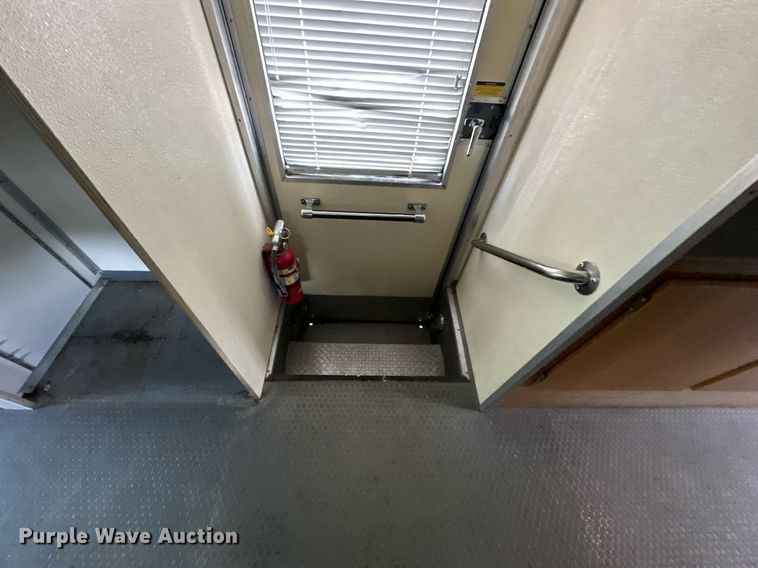 image for item DV1029 2003 Freightliner MT55  mobile command center vehicle