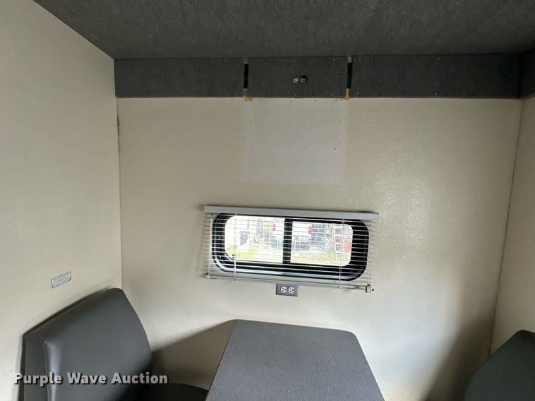 image for item DV1029 2003 Freightliner MT55  mobile command center vehicle
