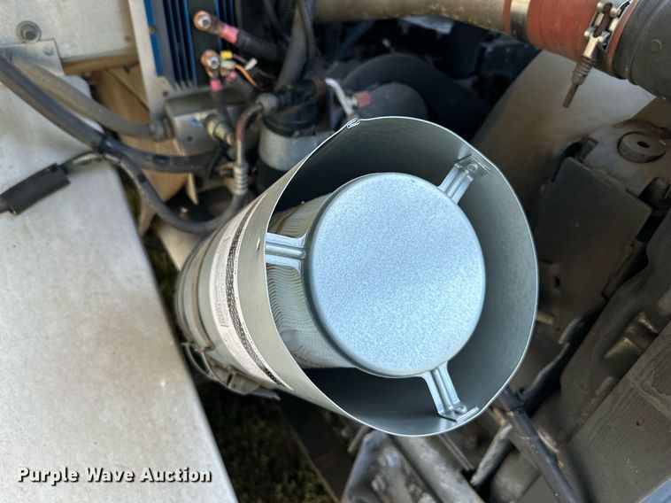 image for item DV1029 2003 Freightliner MT55  mobile command center vehicle