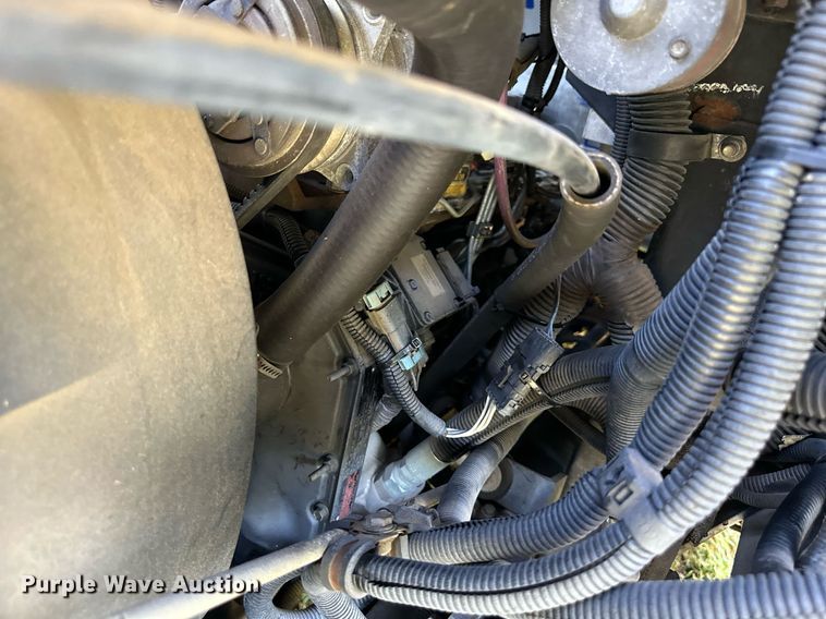 image for item DV1029 2003 Freightliner MT55  mobile command center vehicle