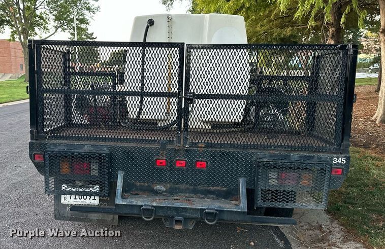 image for item DV1030 2012 Isuzu L96  sprayer truck