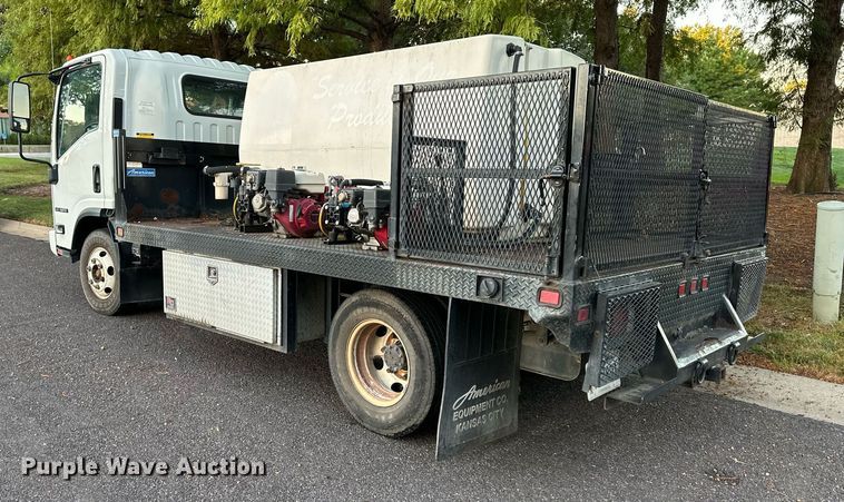 image for item DV1030 2012 Isuzu L96  sprayer truck