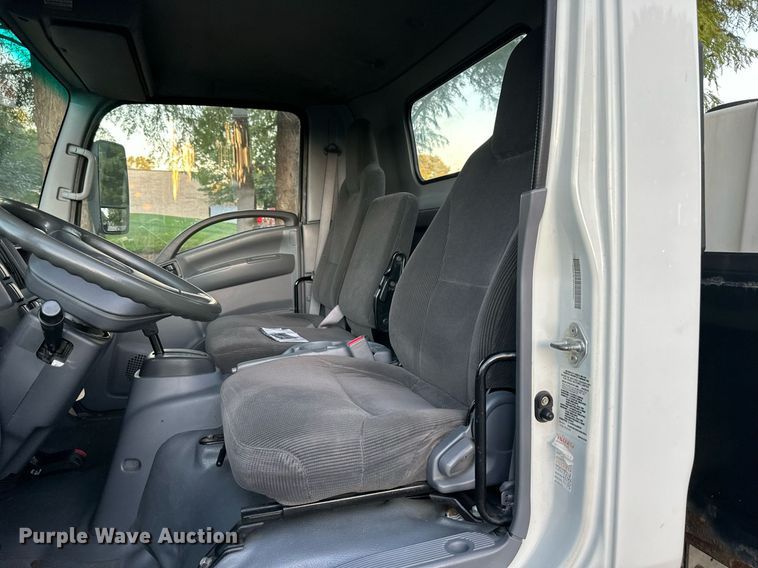 image for item DV1030 2012 Isuzu L96  sprayer truck