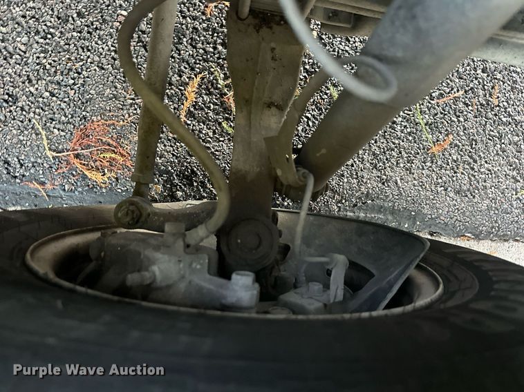 image for item DV1030 2012 Isuzu L96  sprayer truck