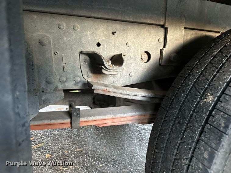 image for item DV1030 2012 Isuzu L96  sprayer truck