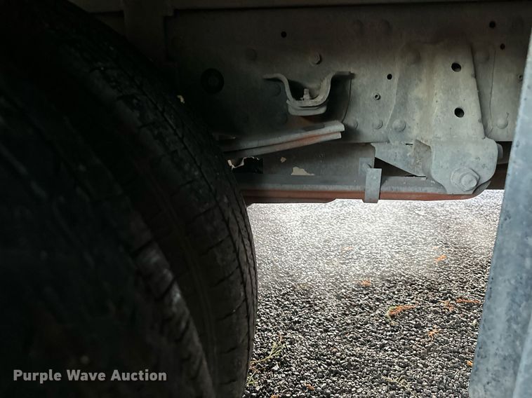 image for item DV1030 2012 Isuzu L96  sprayer truck