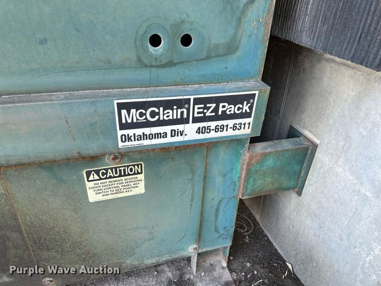 image for item DV1038 2002 Mcclain Ezpack M2  compactor