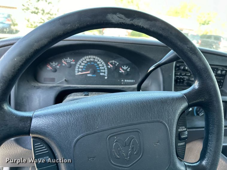 image for item DW2750 1999 Dodge Ram 2500  handicap accessible van