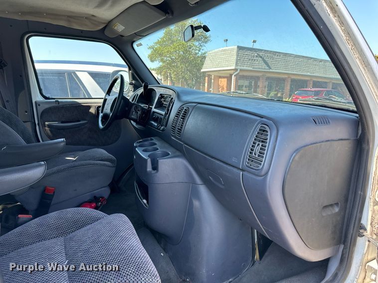 image for item DW2750 1999 Dodge Ram 2500  handicap accessible van