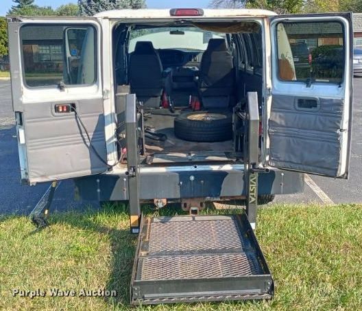 image for item DW2750 1999 Dodge Ram 2500  handicap accessible van