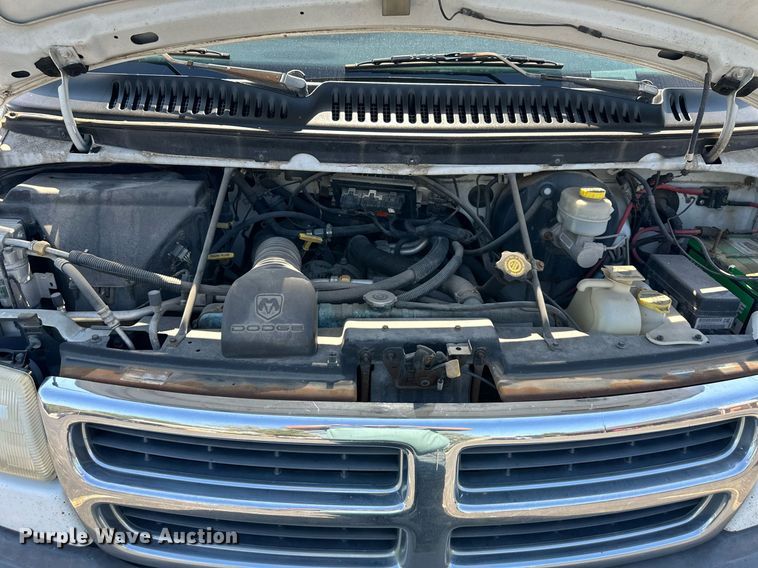 image for item DW2750 1999 Dodge Ram 2500  handicap accessible van