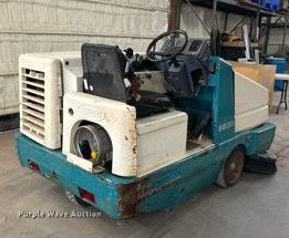 image for item DW2766 Tennant 6500  sweeper