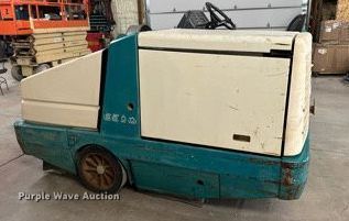 image for item DW2766 Tennant 6500  sweeper