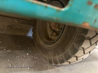 image for item DW2766 Tennant 6500  sweeper